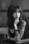 4032 TT 046 BW