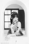 60452 SuSu 143 bw