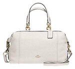 Brand New Coach White Leather Satchel Crossbody ToteF59325 Chalk Leather Satchel16.25"L x 4.75"W x 9.75"Hcolors: chalklenox satchelNew With TagsPebble leatherInside zip, cell phone and multifunction pocketsZip-top closure, fabric liningHandles with 5" dropDetachable strap with 37 1/2" for shoulder or crossbody wear16 1/4" (L) x 9 3/4" (H) x 4 3/4" (W)AuthenticMSRP: $395 +taxesNOW CAD $ 250