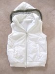 IMG_1831 white jacket Size 2 S or M Cotton $8 inside pockets rip