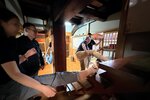 拉筋中 IMG_2097
