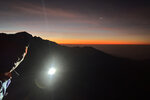 慢慢行, 6:15來到1st view point. NepalMBC_D05 (16)