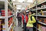 有1亞洲食物市場, 買到好多有用野, 蒜頭, 薑, 米, 調味料 IMG_0288