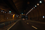 在市內的隧道 , 減少了好多塞車 IMG_1477