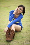 Monique Chau VC 000029 SZ