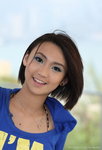 Monique Chau VC 000064 SZ