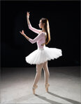 Vivian Dancer 00237
