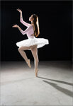Vivian Dancer 00246
