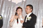 新娘子太感性啦...又講唔到嘢啦!!