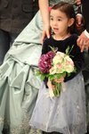 呢個鬼妹仔好靚女喎...HELLO