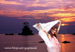 yolande8