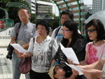 陳天權 (75)何小馨 (73)何冠群 (77)Gladys (98)李潔玉(71)