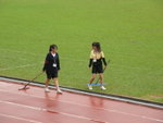 Work Team 清理跑道積水