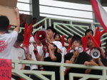 他也不是長毛 , 是仁社的Cheering Team 的 leader