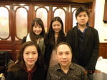 Che Kong & family