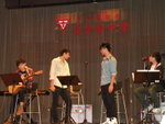 他們的 slogan : 「美男再移動，我為你心動」