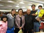 大肥(青89)一家四口再來賀方公 , 又一年了 !