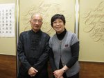 她是方婉玲, 哥哥方Sir 啟祥(忠68)因太太抱病未能出席