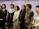 志同道合出良友 , 緣結歌聲共唱酬