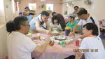 島上現時只有一間海鮮酒家和幾家士多，都是服務遊客為主；我們在島上享用風味海鮮