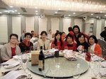 八美圖左起：馮英兒(銳74)李惠歡(謙71)黎淑芬(恆77)胡肖群(基76)何小馨(奮73)郭鶯萍(光72)何秀芳(敬69)董小英(基76