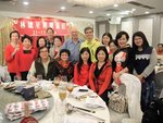 後排左起：莫柳姿(謙71)何小馨(奮73)棋嫂及梁勝棋(謙71)馮英兒(銳74)林總、胡松添(謙71)董小英(基76)黎淑芬(恆77)何秀芳(敬69)溫婉儀(誠98)前排左起：胡樹堂李惠歡(謙71)胡肖群(基76)郭鶯萍光(72)DSCN6946_4538