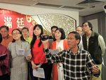 負責留住良辰美景，卻又神怡心往，痴然如醉