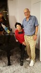 彈琴和指揮，「彈指」一揮間