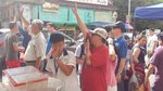 很多本地人也愛來怡保旅行，因為舊街場的白咖啡好喝，小食很多，價錢便宜。
怡