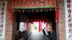 福德祠，又稱寶福社，也叫大伯公廟和福德正神廟，就是我們俗稱的土地公廟，位在本頭公巷(Lebuh Armenian)裡