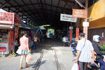 Maeklong Station - Due to renovation, the train was not stopped at this station.