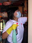 20041016-cleaning_aged-30