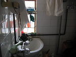20041016-cleaning_aged-47