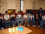20041016-cleaning_aged-55