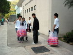 20041120-aged_cleaning-14