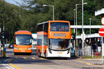ud8416_orange_coach