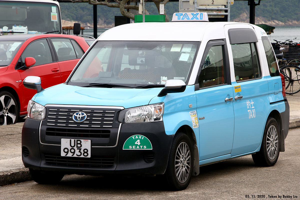 Toyota jpn taxi фото