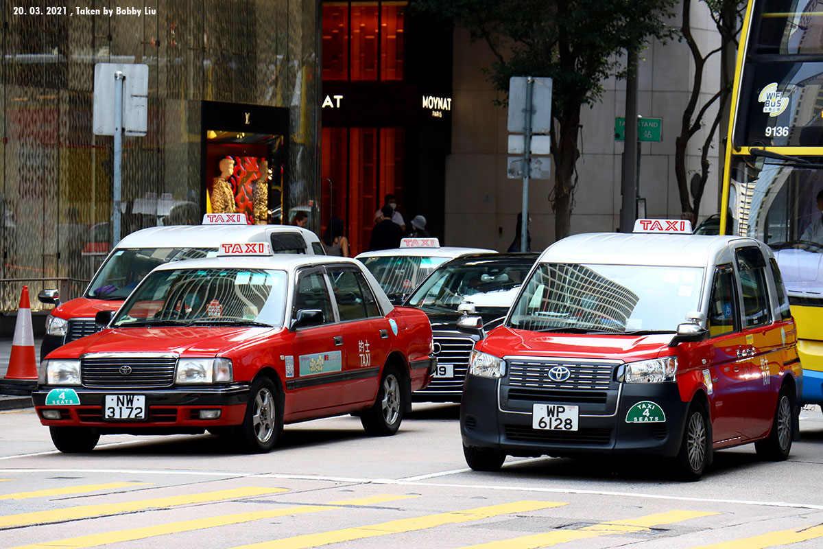 Toyota jpn taxi фото