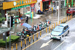 yuet_b_ax1185