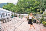 天台逾 1000方呎