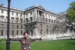 ap_20090414014847774.jpg