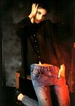 Pose Full (184)