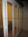 西環高街富裕大廈鋁質玻璃趟摺疊門 (23)