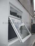 西貢菠蘿輋南山村鋁窗玻璃門 (2)