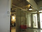 觀塘天星中心強化玻璃門間隔工程 (12)