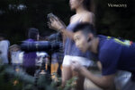 blurry-fuzzy-world_21192070881_o