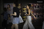 walking_33092985954_o