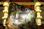 玉佛重逹260.76噸的七彩玉石王雕,在其發現、保護、搬運、雕刻和對外展示過程,歷經艱險.
DSC_0777