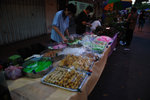 24/1/2010 (Day 8)逢星期日舉行的墟巿(Sunday Market), 6:00am 檔已經準備好晒 DSC_0456