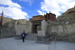 在公元10世紀至17世紀初,古格王國雄據在西藏西部,弘揚佛法,抵禦外侮.在西藏吉萫王朝以后的歷史扮演重要的角色.
IMG_1628